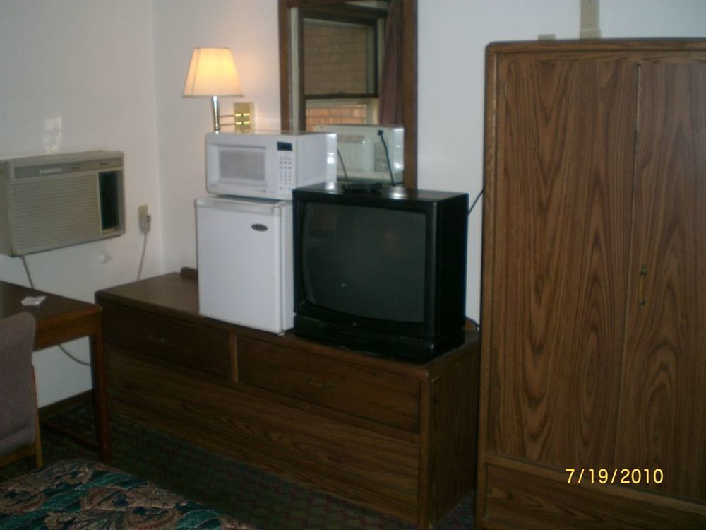 Travel Inn Rockford Room photo