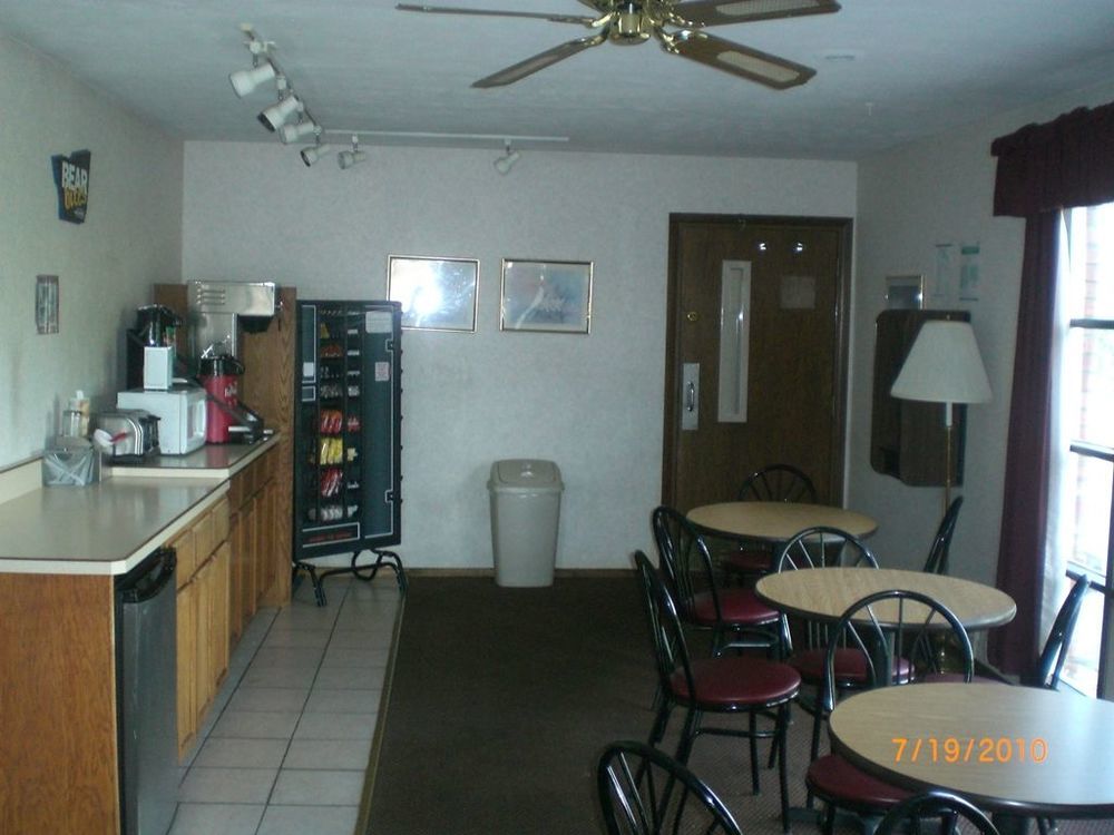 Travel Inn Rockford Interior photo